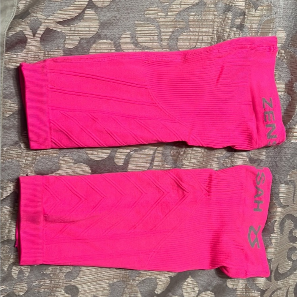 Zensah compression sleeves
